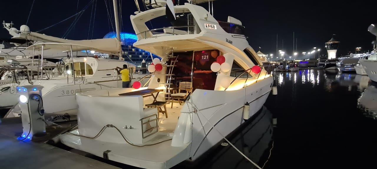 Yatch tour